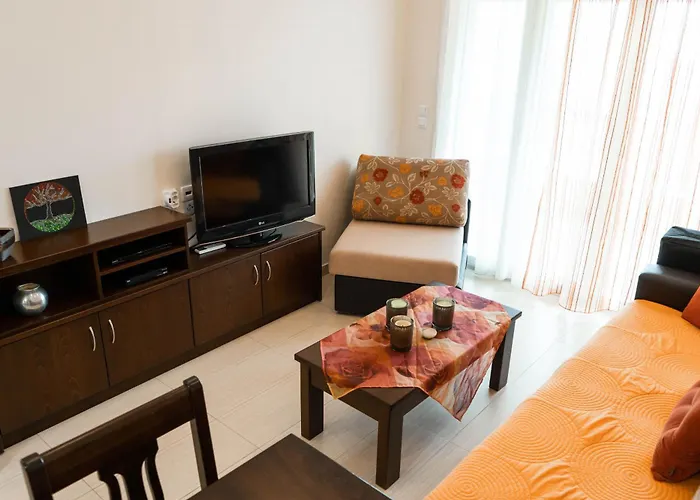 Antheia Daire *